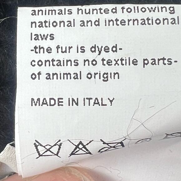 INVERNI Black Slouchy Alpaca Blend Beanie w/ Tan Fur Pom-Pom EUC - Picture 5 of 6